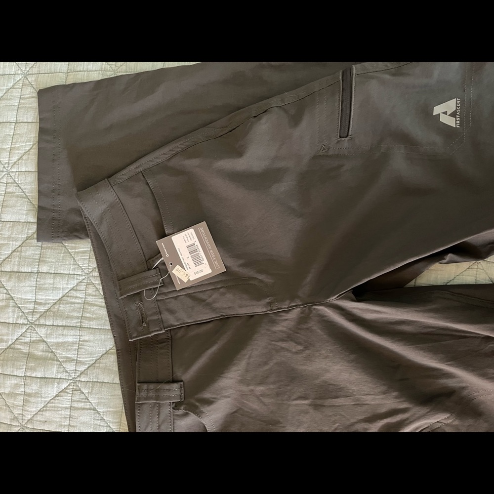 Eddie Bauer Quick Dry Womens Pants. Never worn!!!
